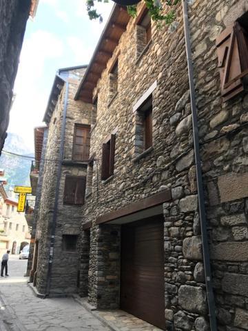 Casa Marsal Guest House Benasque Bagian luar foto